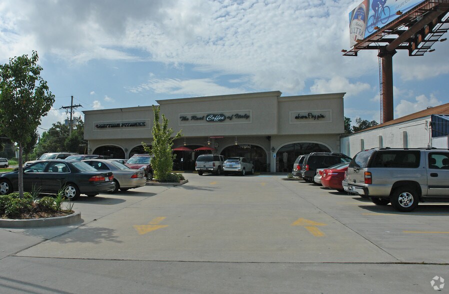 5200 Veterans Memorial Blvd, Metairie, LA à louer - Photo principale – Image 2 sur 2