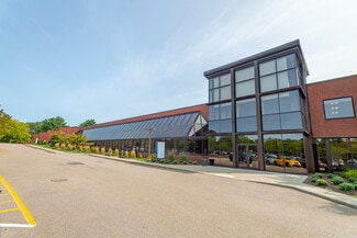 Plus de détails pour 575 West St, Mansfield, MA - Local d'activités à louer