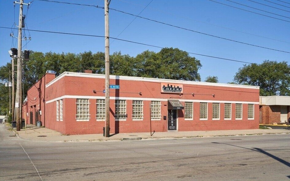 3560 E 93rd St, Cleveland, OH à vendre - Photo principale – Image 1 sur 20