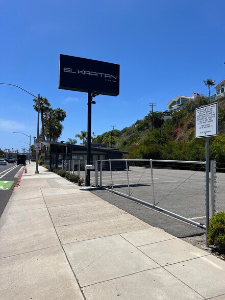 600 W Coast Hwy, Newport Beach, CA à louer - Photo de l’immeuble – Image 2 sur 7
