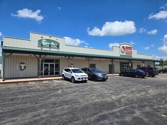 Plus de détails pour 720 N Hudson St, Stockton, IL - Local commercial à louer