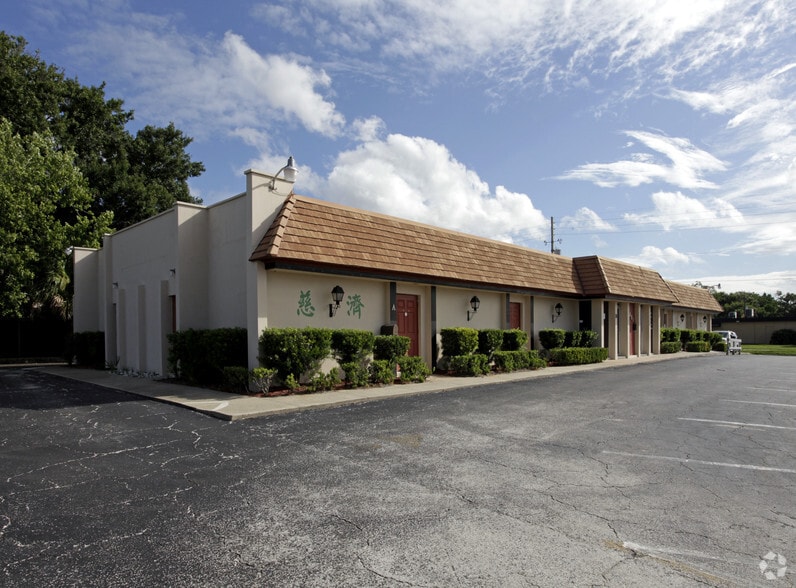 5401 Alhambra Dr, Orlando, FL à louer - Photo principale – Image 1 sur 37