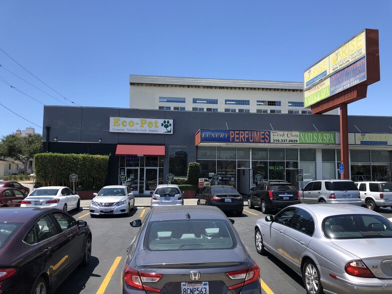5401 W Alvern Cir, Los Angeles, CA à louer - Photo principale – Image 1 sur 95