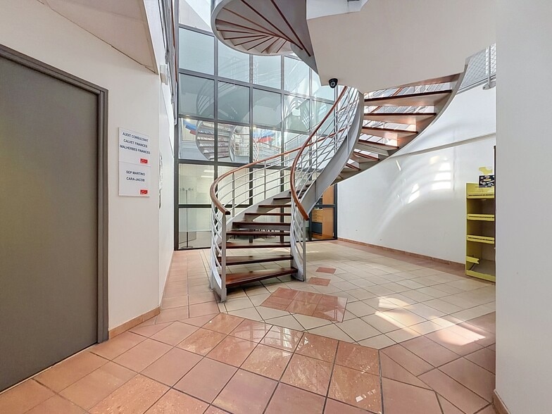 59 Av. André Roussin, Marseille à louer - Hall d’entrée – Image 2 sur 2