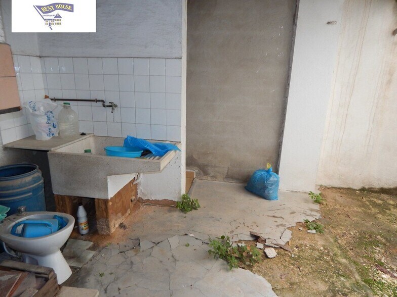 Local commercial dans Ontinyent, Valencia à vendre - Photo de l’immeuble – Image 2 sur 8