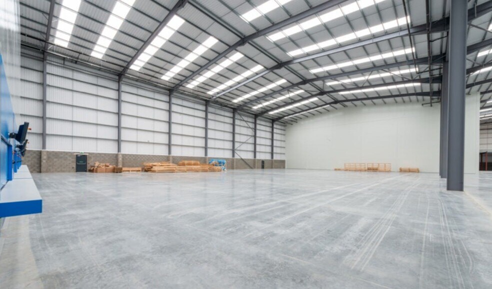 Knowsley Park, M57 Knowsley, Prescot à vendre - Photo de l’immeuble – Image 3 sur 5