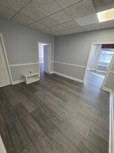 17 W Jefferson St, Rockville, MD à louer Photo intérieure– Image 2 sur 2