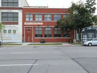 Plus de détails pour 2831 E Grand Blvd, Detroit, MI - Industriel/Logistique à vendre