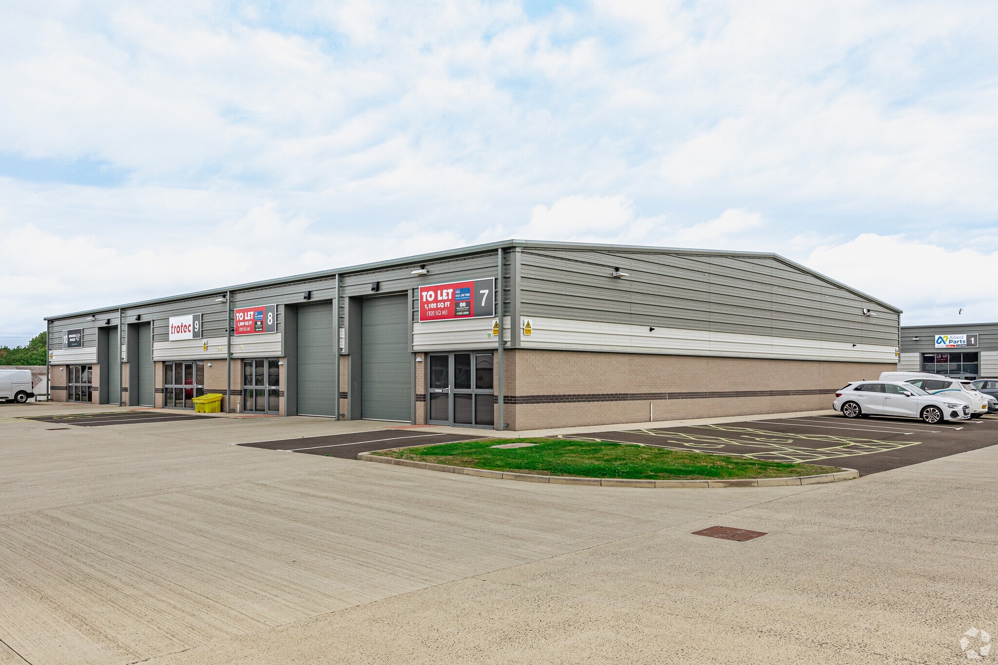 Cliftonhall Rd, Newbridge à louer Photo principale– Image 1 sur 3