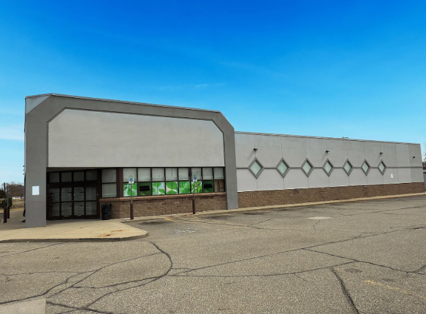 5014 Clio Rd, Flint, MI à louer - Photo de l’immeuble – Image 2 sur 10