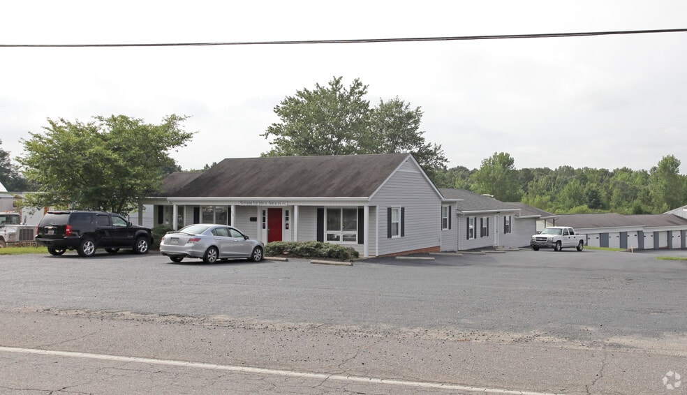979 University Dr, Lancaster, SC à vendre - Photo principale – Image 1 sur 2