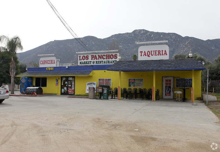 17941 Grand Ave, Lake Elsinore, CA à louer - Photo principale – Image 1 sur 51