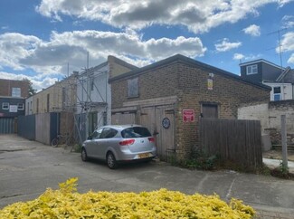 Plus de détails pour 1-5 Plough Ln, Teddington - Bureau à louer