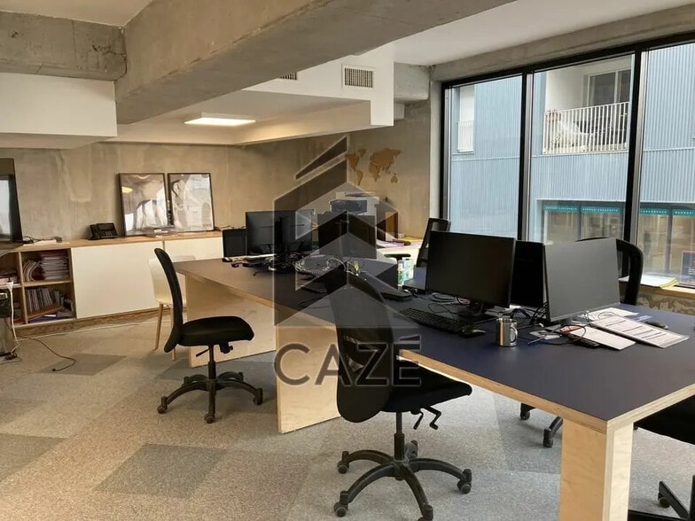 Bureau dans Bordeaux à vendre - Photo de l’immeuble – Image 2 sur 6