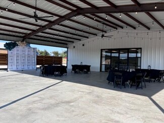 Plus de détails pour 1212 Packing House rd, Graham, TX - Local d’activités à vendre