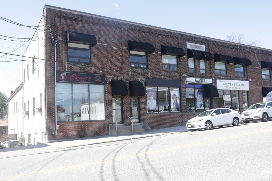 742-750 Main St, Winchester, MA à louer - Photo de l’immeuble – Image 3 sur 19