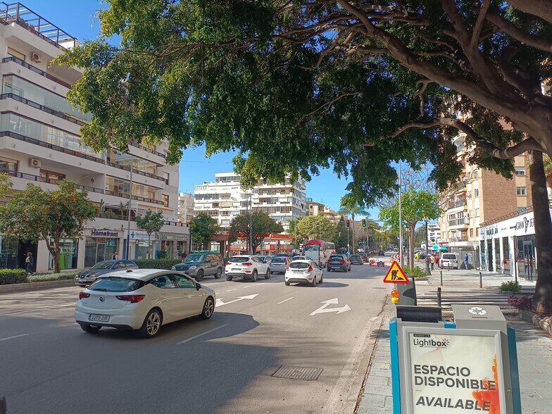 Avenida Ricardo Soriano, Marbella, Málaga à vendre - Photo de l’immeuble – Image 2 sur 2