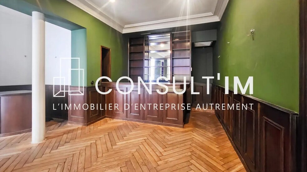 Local commercial dans Paris à louer - Photo de l’immeuble – Image 2 sur 6