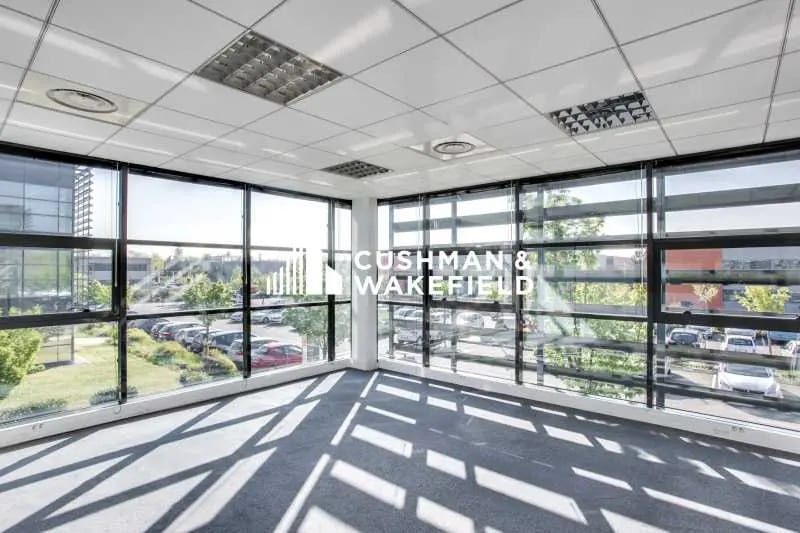 Bureau dans Saint-Priest à louer Photo intérieure– Image 1 sur 4