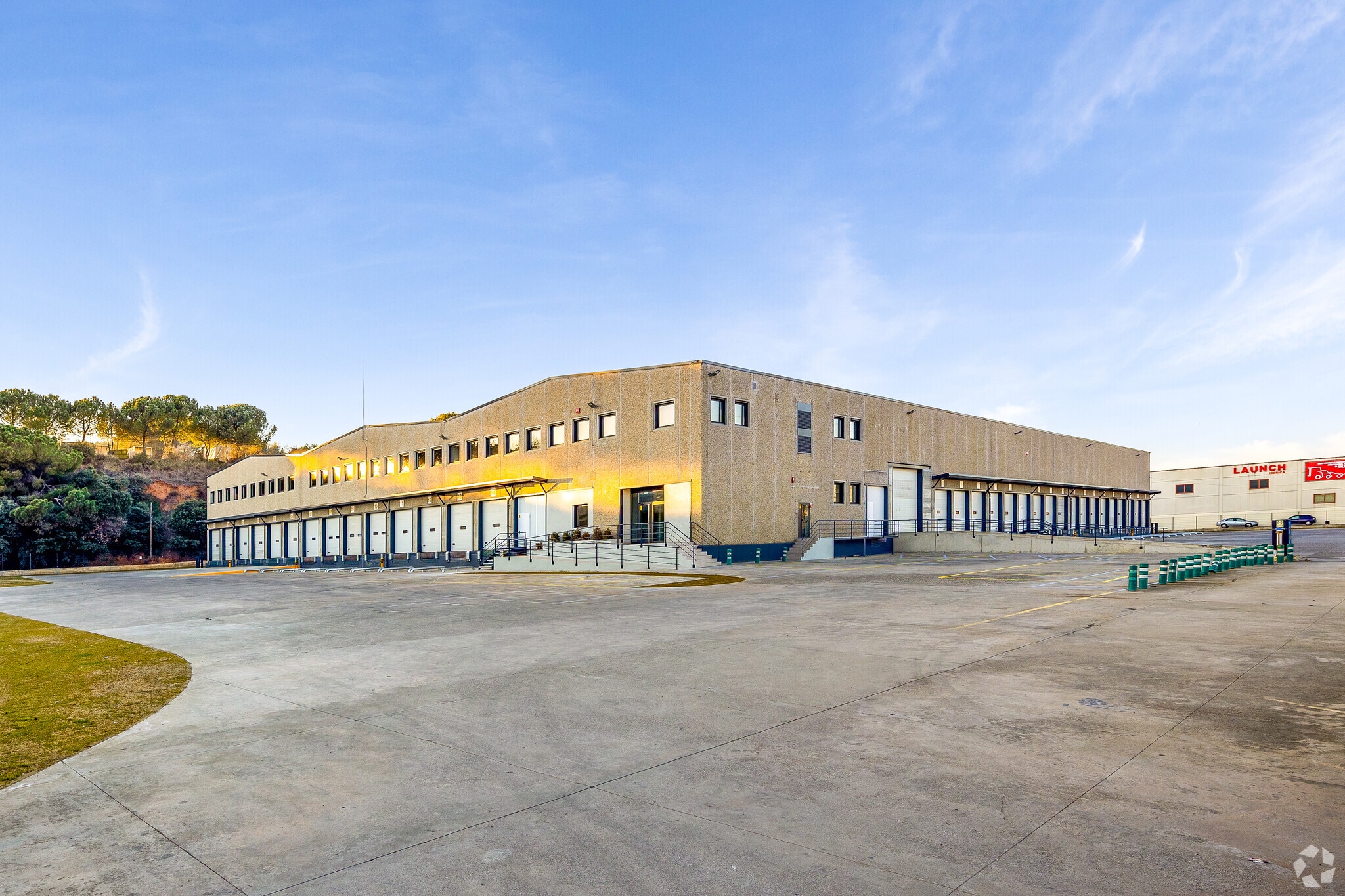 Industriel/Logistique dans Palau-solità i Plegamans, Barcelona à louer Photo principale– Image 1 sur 9