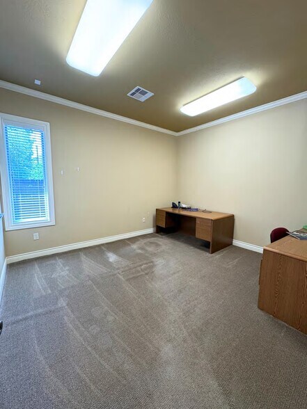 16510 Avenplace Rd, Tomball, TX à louer - Photo intérieure – Image 3 sur 12