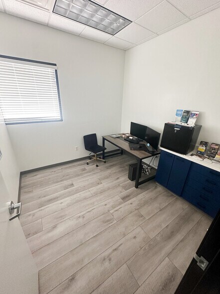 600 S Dobson Rd, Chandler, AZ à louer - Photo de l’immeuble – Image 2 sur 15