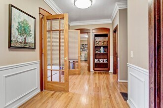 69 Monroe Ave, Pittsford, NY à louer Photo intérieure– Image 2 sur 10