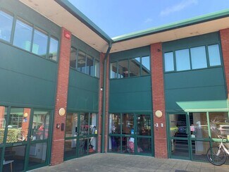 Plus de détails pour Bedford Rd, Petersfield - Bureau à louer