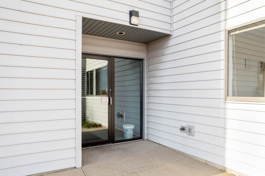 4781 Hayes Rd, Madison, WI à louer - Photo de l’immeuble – Image 3 sur 5