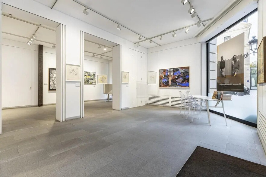 Immeuble residentiel dans Paris à vendre - Photo de l’immeuble – Image 1 sur 5