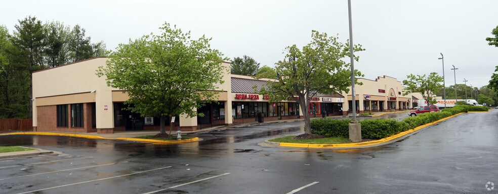 7049-7099 Allentown Rd, Temple Hills, MD à louer - Photo de l’immeuble – Image 3 sur 4
