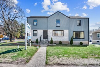 Plus de détails pour 452 East St, Plainville, CT - Logement à vendre