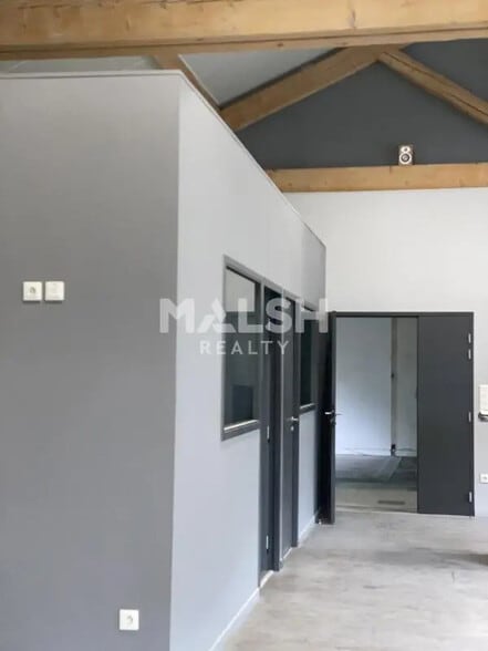 Bureau dans Vienne à louer - Photo de l’immeuble – Image 3 sur 4