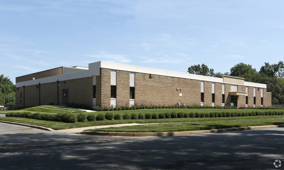 23 Nevsky St, Edison, NJ à vendre - Photo de l’immeuble – Image 2 sur 12