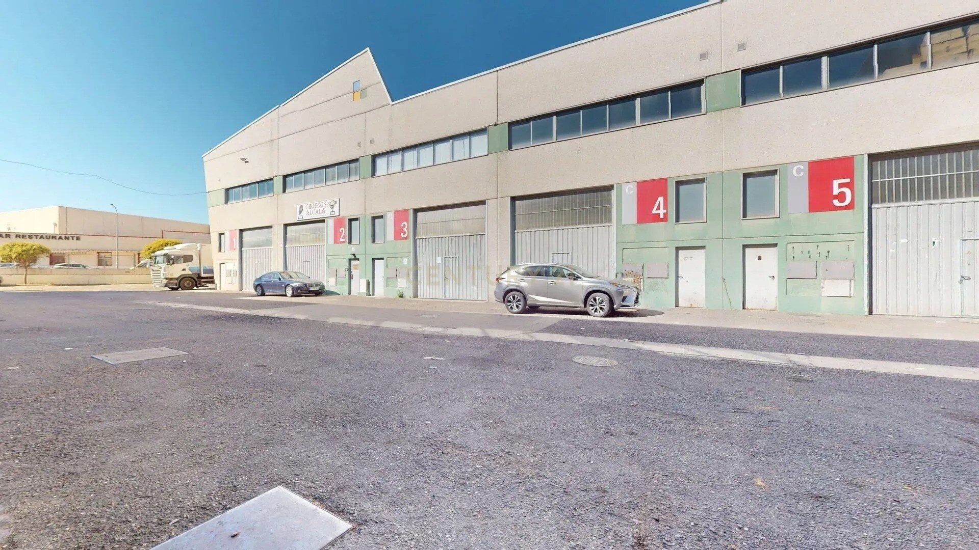 Industriel/Logistique dans Alcalá de Henares, Madrid à vendre Photo de l’immeuble– Image 1 sur 2