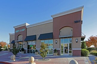 Plus de détails pour 7511 W Stockton Blvd, Sacramento, CA - Local commercial à louer