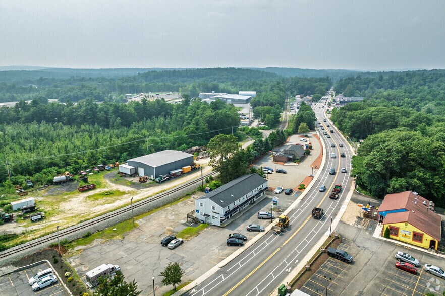 697 Main St, Holden, MA à louer - Aérien – Image 3 sur 3