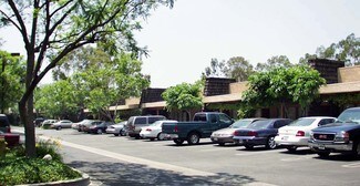 Plus de détails pour 12631 E Imperial Hwy, Santa Fe Springs, CA - Bureau à louer