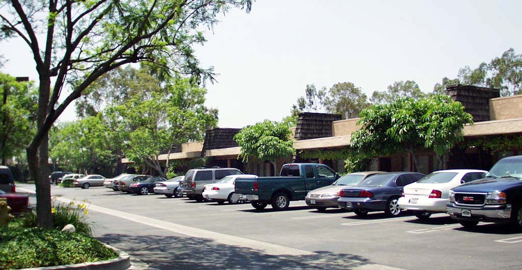 12631 E Imperial Hwy, Santa Fe Springs, CA à louer Photo principale– Image 1 sur 3