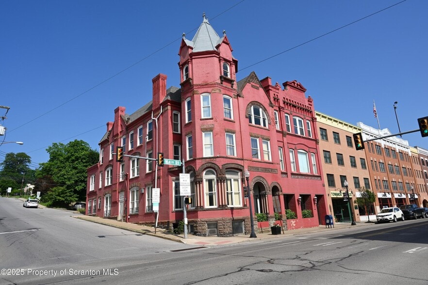 428 Main St, Towanda, PA à vendre - Photo de l’immeuble – Image 1 sur 3