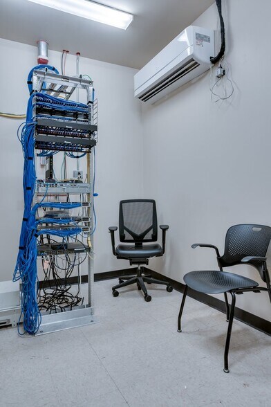 4336 Lyndale Ave N, Minneapolis, MN à vendre - Photo de l’immeuble – Image 3 sur 11