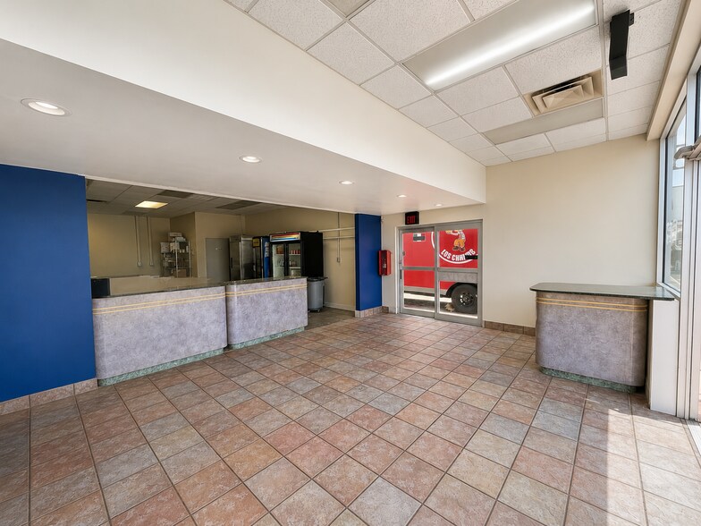 1103 William D Fitch Pky, College Station, TX à louer - Photo de l’immeuble – Image 3 sur 6