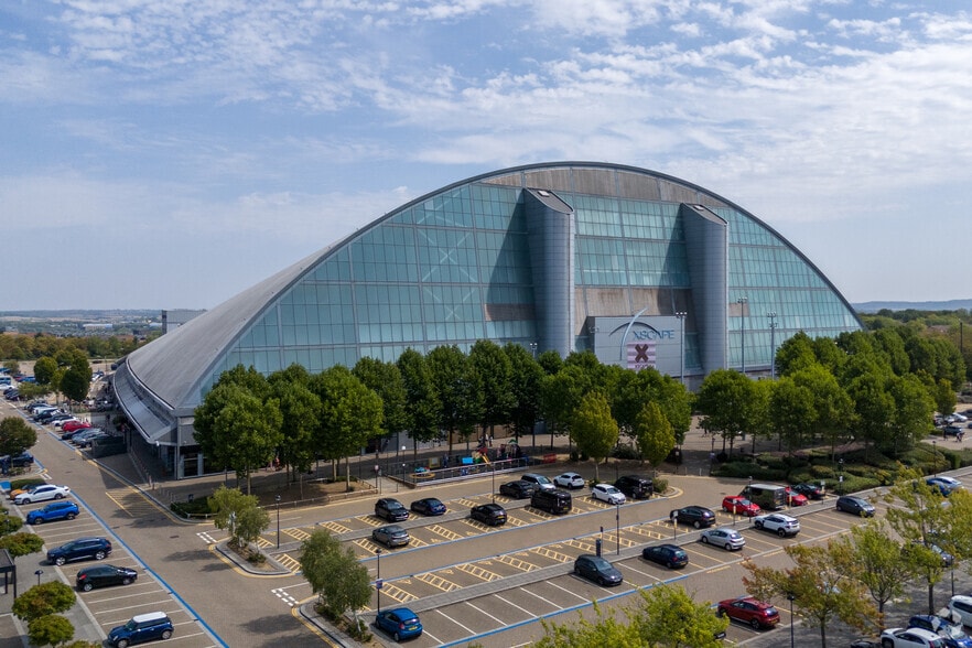 Marlborough Gate, Milton Keynes à louer - Photo principale – Image 1 sur 5