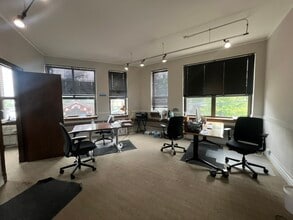 1467 N Elston Ave, Chicago, IL à louer Photo intérieure– Image 1 sur 3