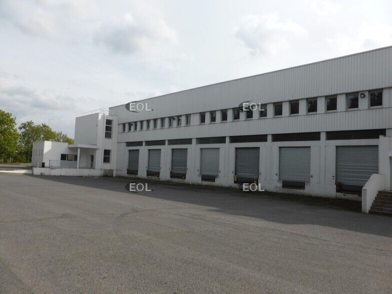 Industriel/Logistique dans Lesquin à louer - Photo de l’immeuble – Image 1 sur 2