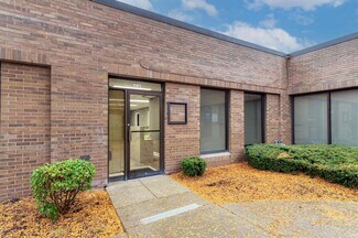 Plus de détails pour 4260 Westbrook Dr, Aurora, IL - Bureau à louer