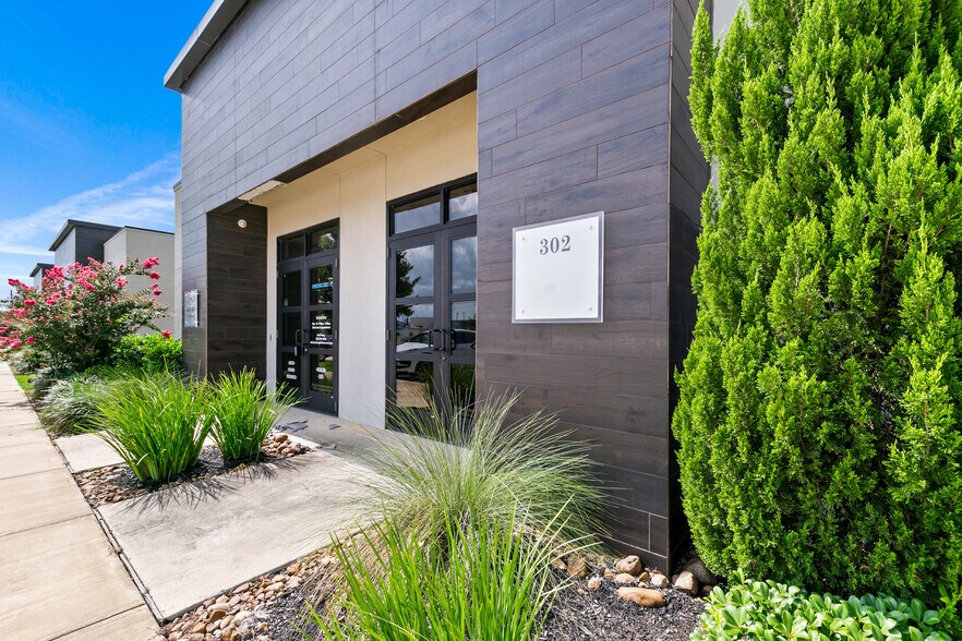 8118 Fry Rd, Cypress, TX à louer - Photo de l’immeuble – Image 1 sur 24