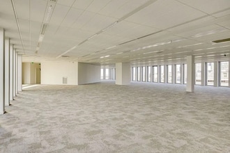 55 Place Nelson Mandela, Nanterre à louer Photo intérieure– Image 1 sur 6