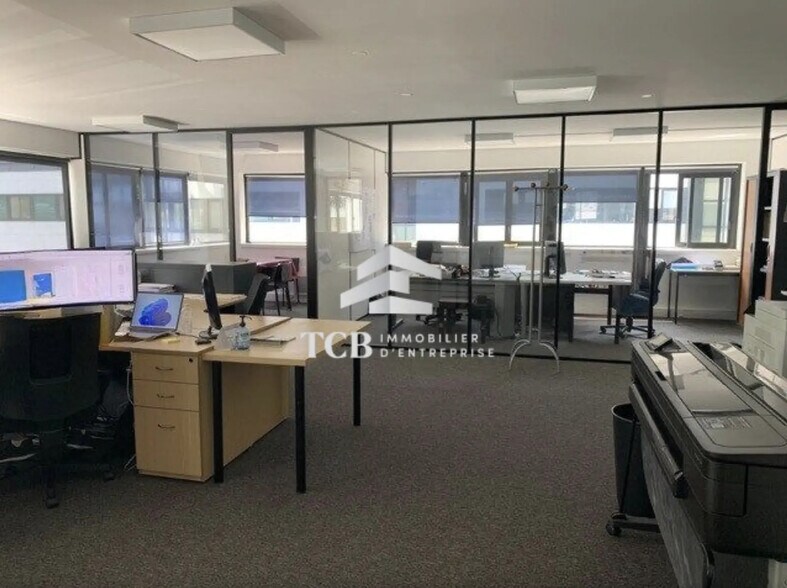 Bureau dans Orvault à louer - Photo de l’immeuble – Image 2 sur 8