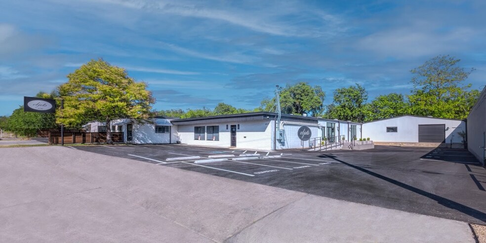 6513 Burnet Ln, Austin, TX à vendre - Photo principale – Image 1 sur 11